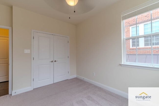 Building Photo - 5757 Richards Valley Rd