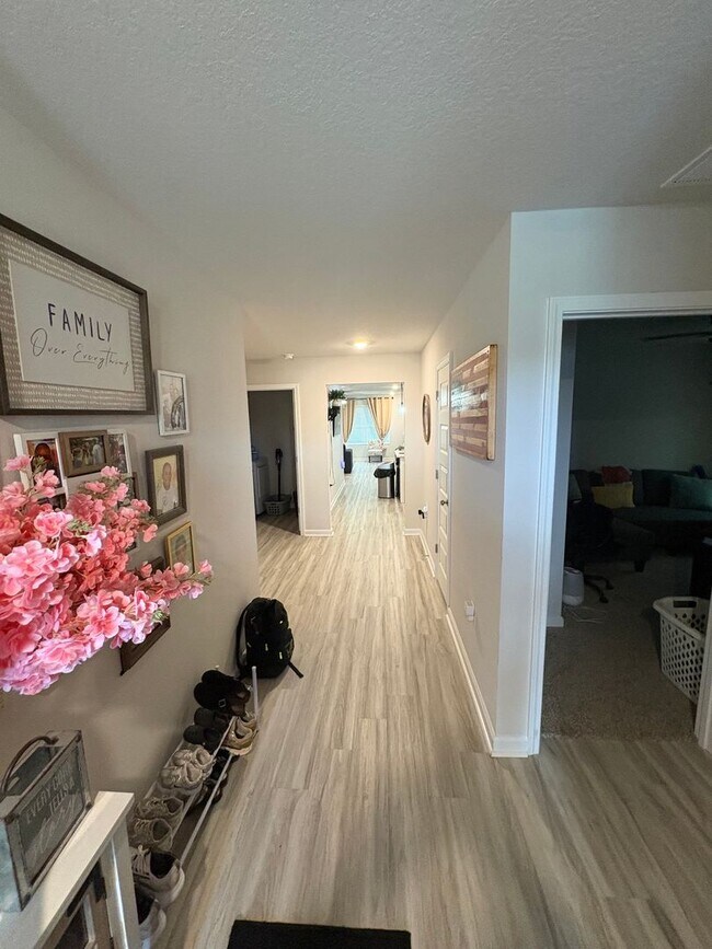 Building Photo - 6731 Cambrian Ridge