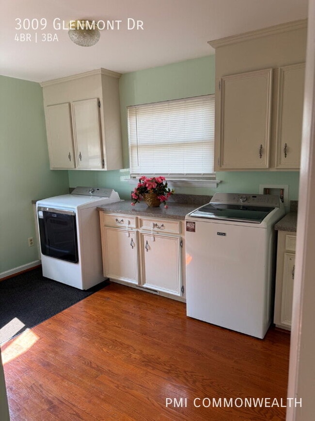 Building Photo - 3009 Glenmont Dr