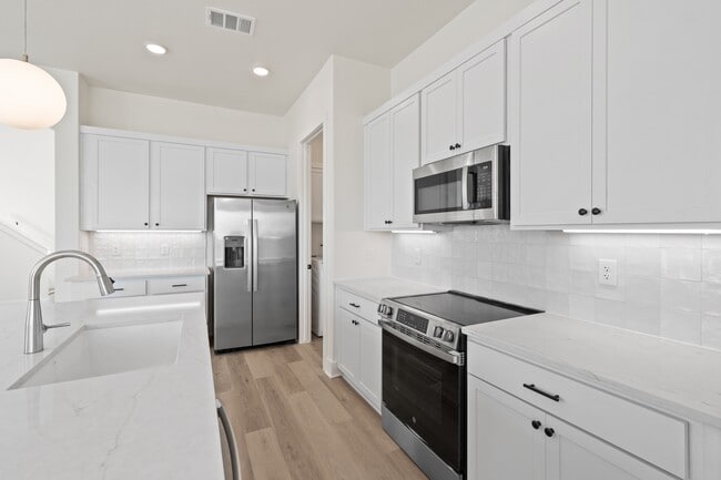 Building Photo - 6704 Abode Ave