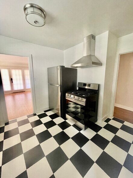 Building Photo - 4565 Alumni Ave