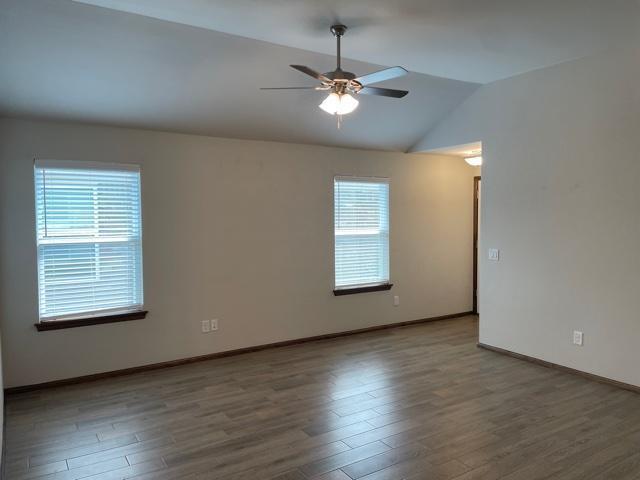 Building Photo - 2428 Northcreek Ln