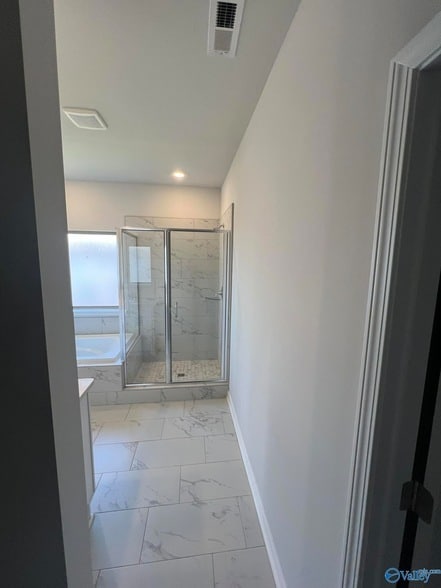 Building Photo - 159 Little Britain St