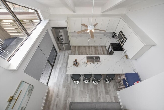 Building Photo - 1605 S US HIGHWAY 1