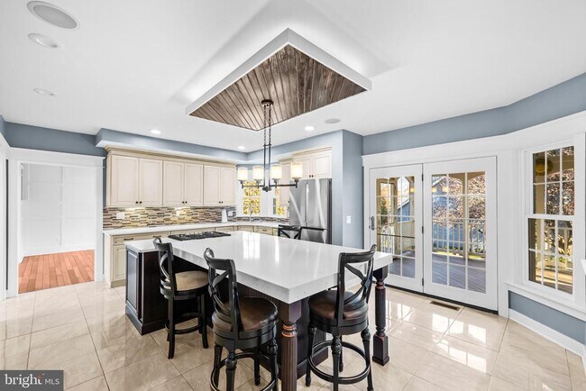 Building Photo - 46564 Hampshire Station Dr