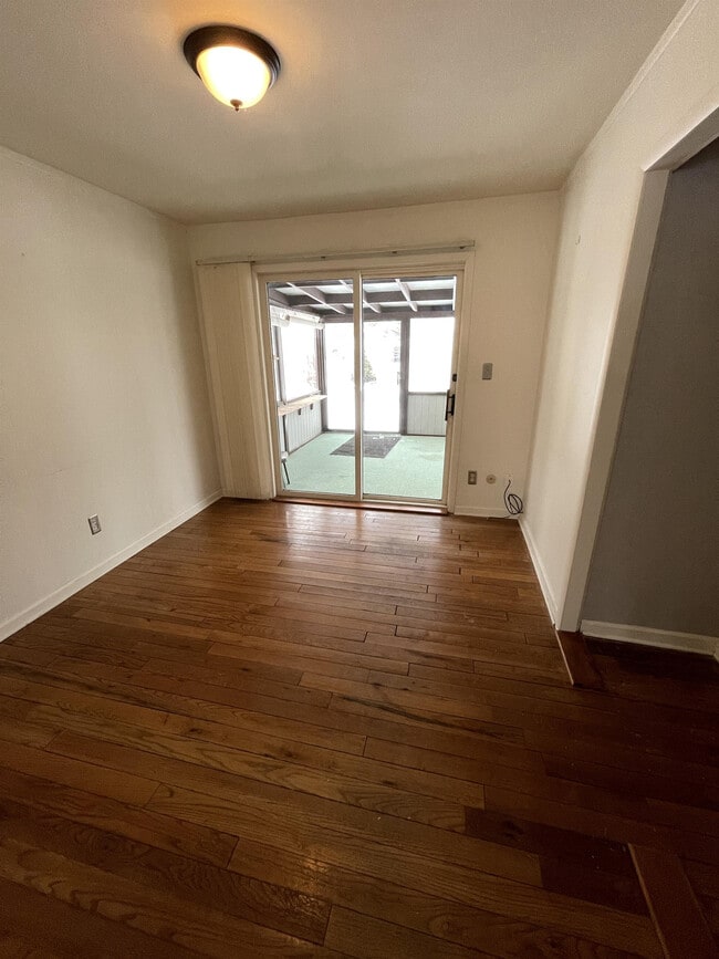 Building Photo - 2025 2nd Ave N