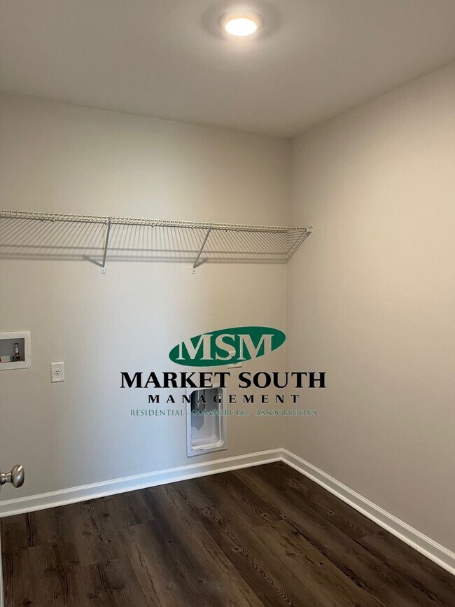 Building Photo - Rice Creek!  Port Wentworth **Rent Special...