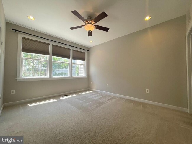 Building Photo - 11451 Fogarty Ct