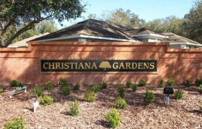 Building Photo - 305 Garden Oak Ct