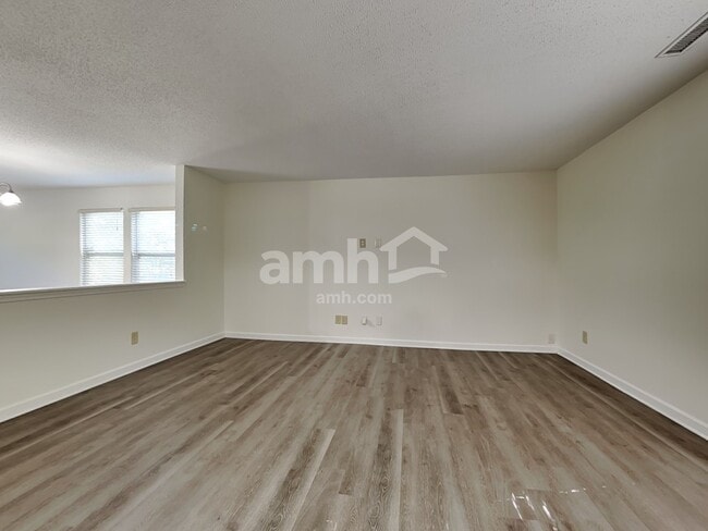 Building Photo - 6432 Dillard Ridge Dr