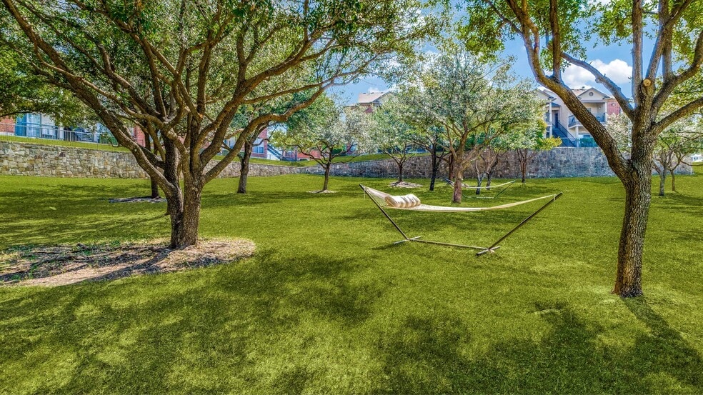 Building Photo - Mission Rockwall