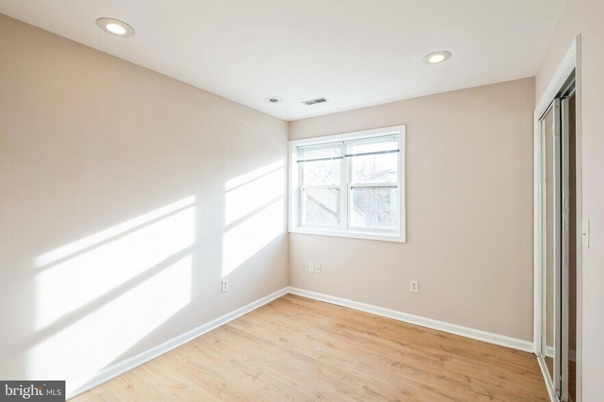 bedroom 2 - 5037 Call Pl SE