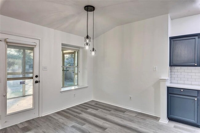 Building Photo - 3438 Flowstone Ln