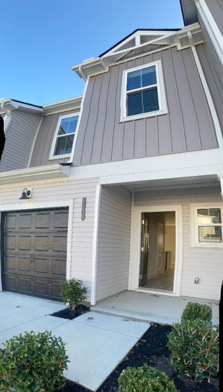 Building Photo - 4550 Skywood Ln