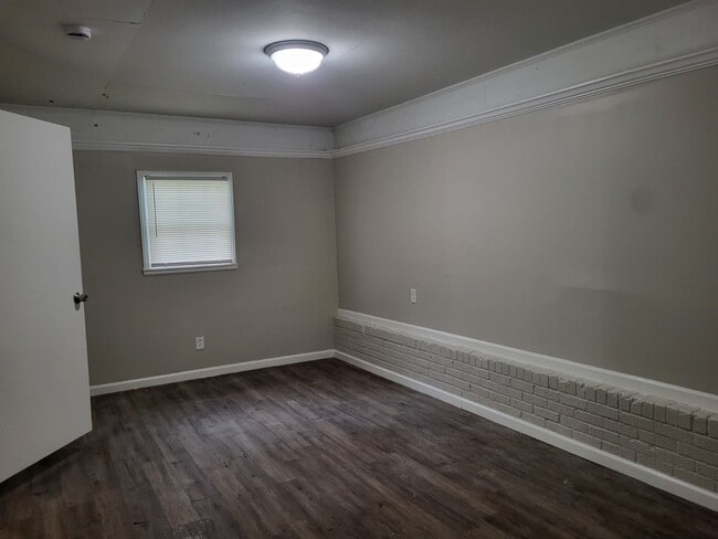 Building Photo - 3107 Andros Dr SW