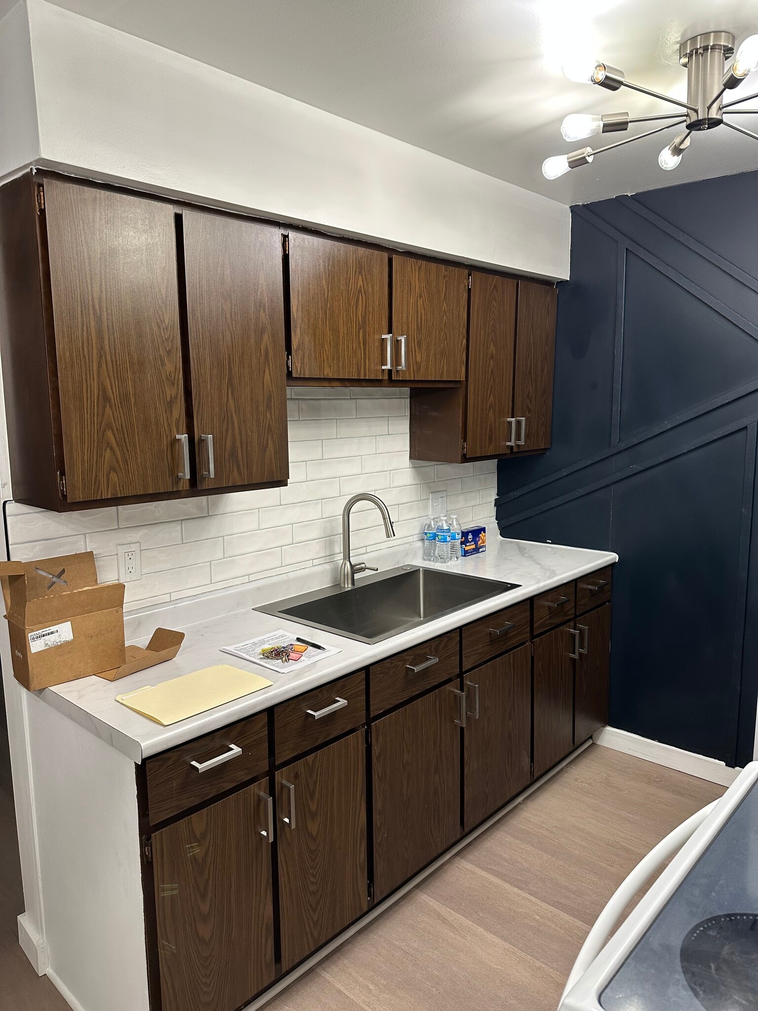 Building Photo - 2008 Military St