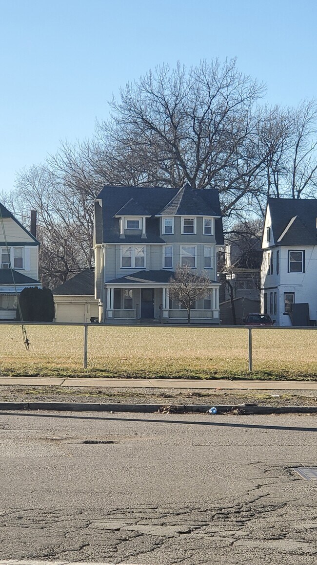 Front - 1606 E 85th St