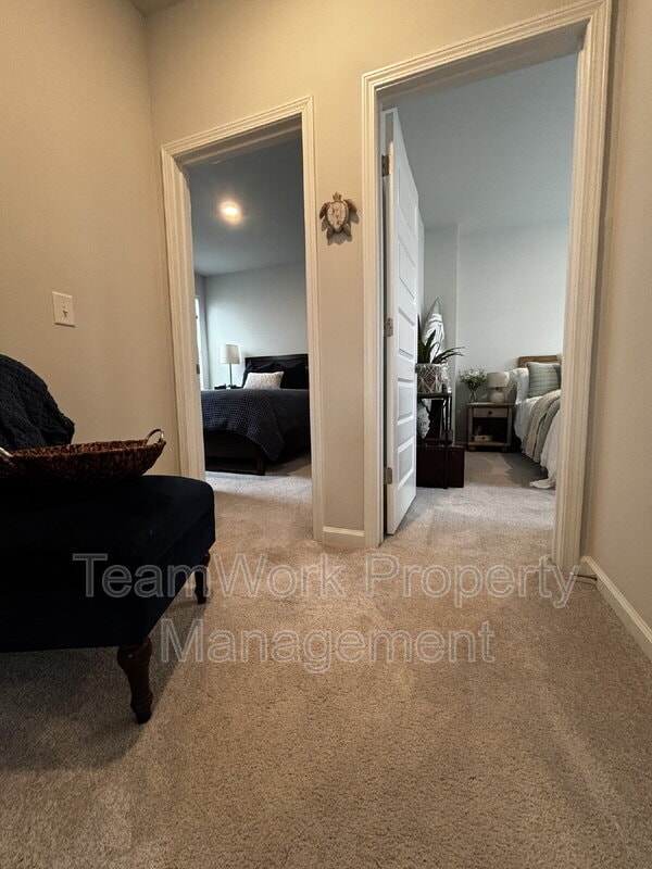 Building Photo - 214 Narrowleaf Ave