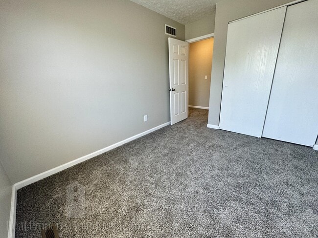 Building Photo - 2356 Sweet Creek Ct