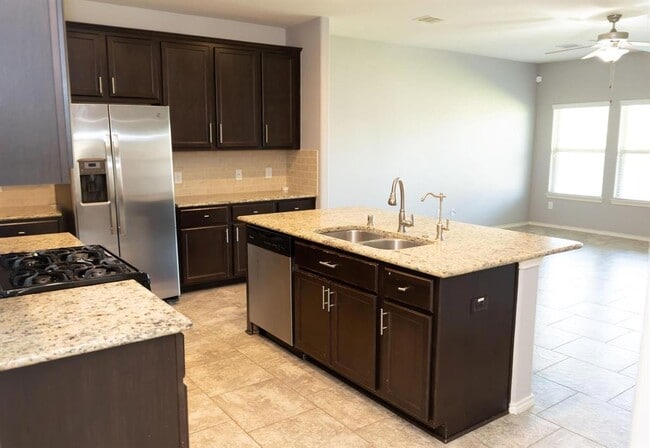Building Photo - 106 Meadow Mill Dr