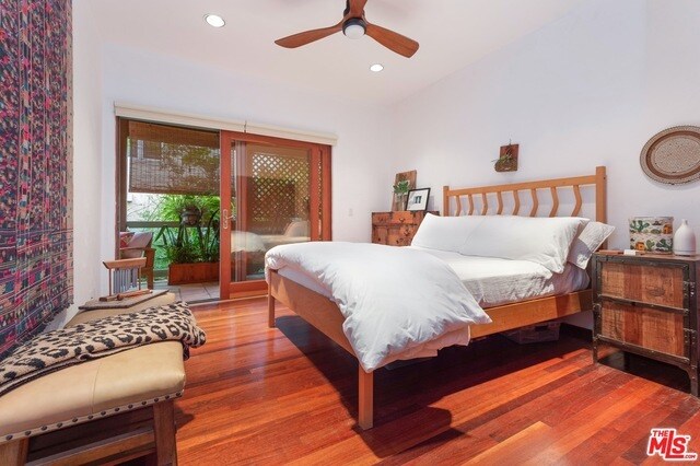 Building Photo - 3916 Rambla Orienta