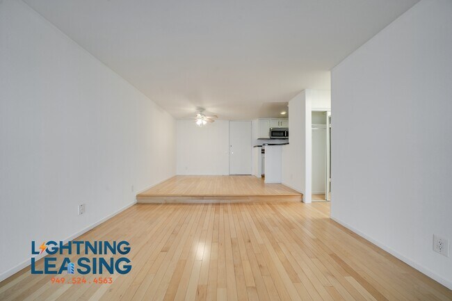Building Photo - 1036 3rd St