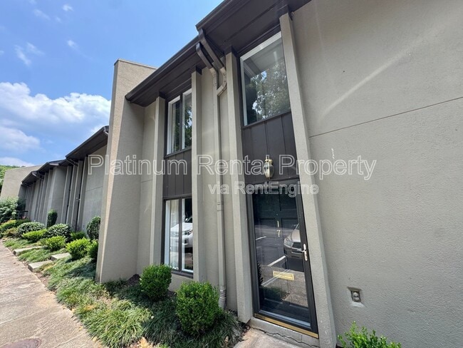 Building Photo - 17 Ivy Trail NE