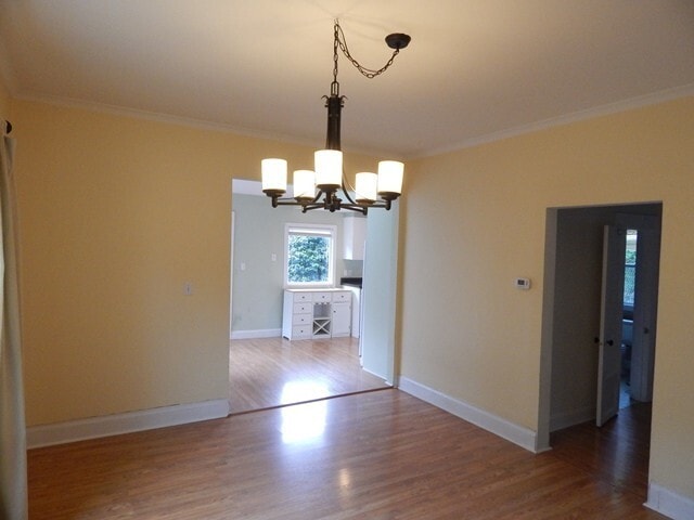 Building Photo - 2Bd/2Ba Two Story House - Available Soon!