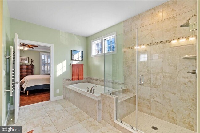 Building Photo - 15716 Rachel Pl