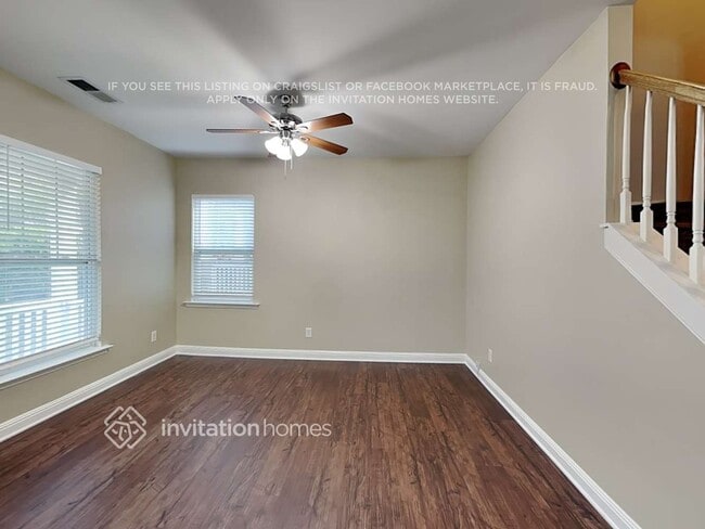 Building Photo - 6473 Hove Rd