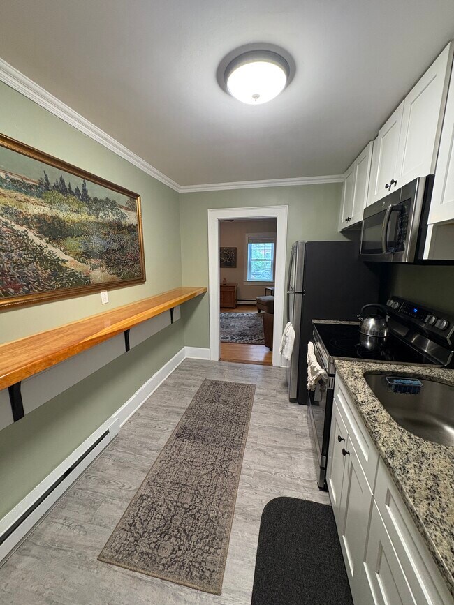 kitchen - 69 Middle St