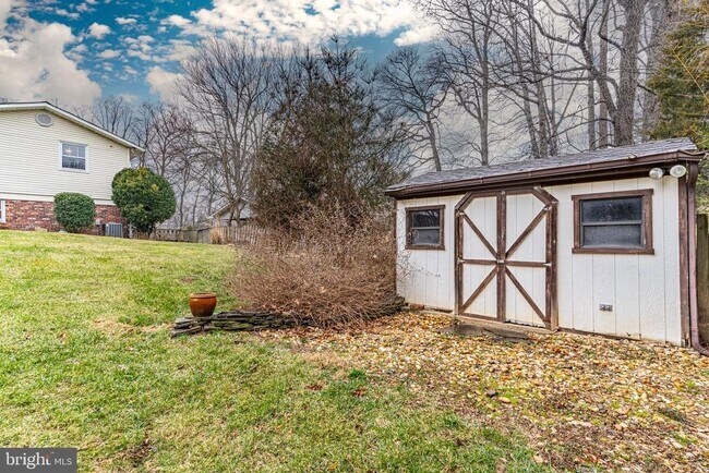 Building Photo - 4223 San Juan Dr