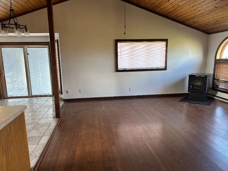 Building Photo - 5963 W Chadwick Rd