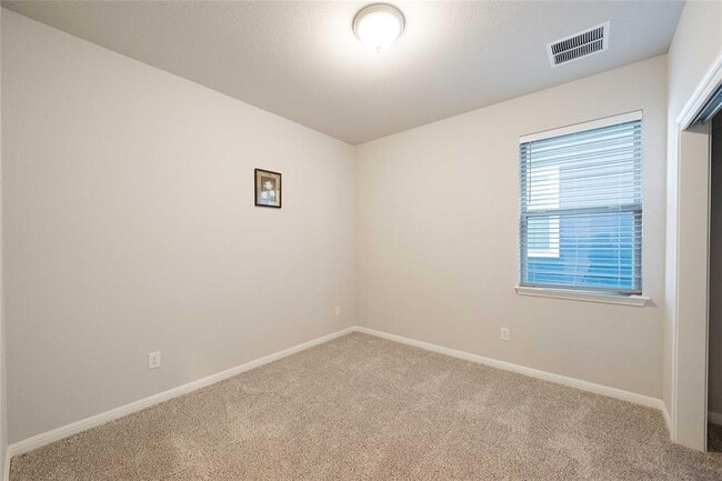 Building Photo - 140 Drifter Ln