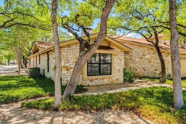 Building Photo - 8518 Fathom Cir