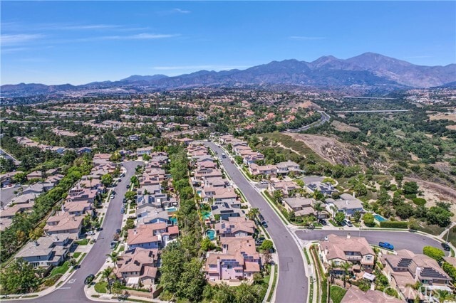 Building Photo - 22921 Maiden Ln