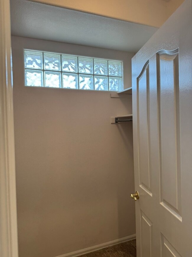 Building Photo - Spacious Single-Level Home in the Redlands w/ Private Yard & Thoughtful Layout!!!