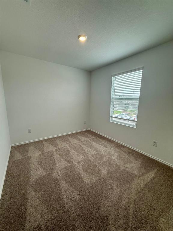 Building Photo - 214 Kyanite Dr