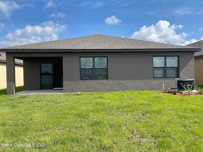 Building Photo - 2194 Farmhouse Rd SE