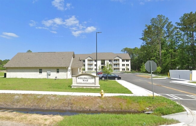 Primary Photo - 800 Winding Rd