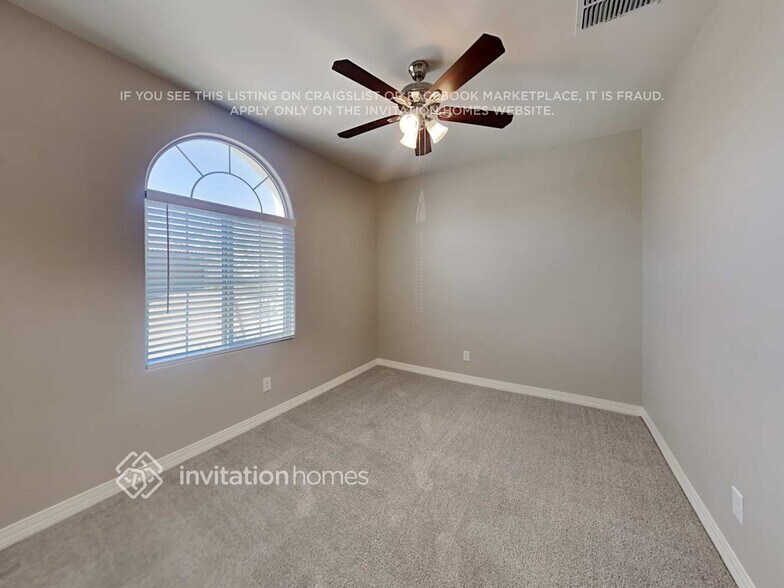 Building Photo - 21027 W Berkeley Rd