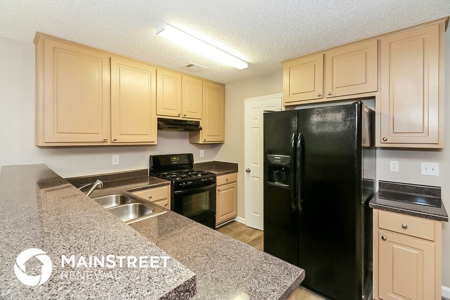 Building Photo - 479 Thistle Cove