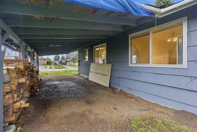Building Photo - 3 BD | 2 BA Home with Great Backyard & Fireplace