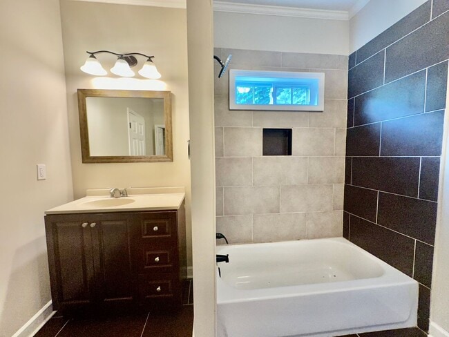 Building Photo - Atlanta Rental- Now Accepting Vouchers