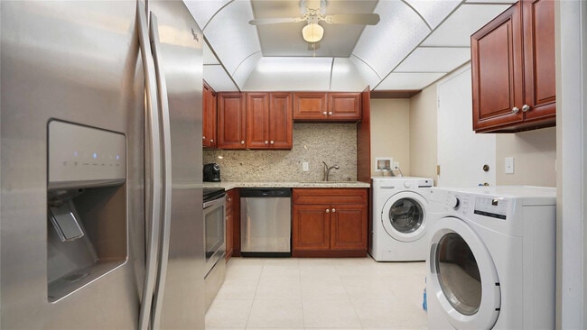 Building Photo - 4100 Galt Ocean Dr