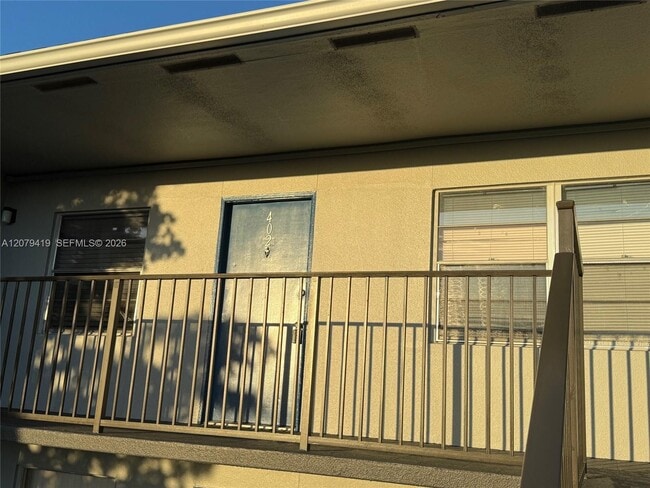 Building Photo - 301 SW 135th Ave