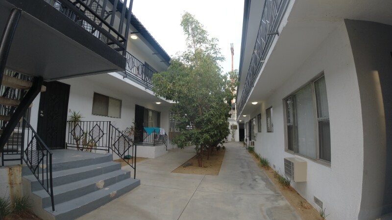 Building Photo - 750 Hayworth Ave