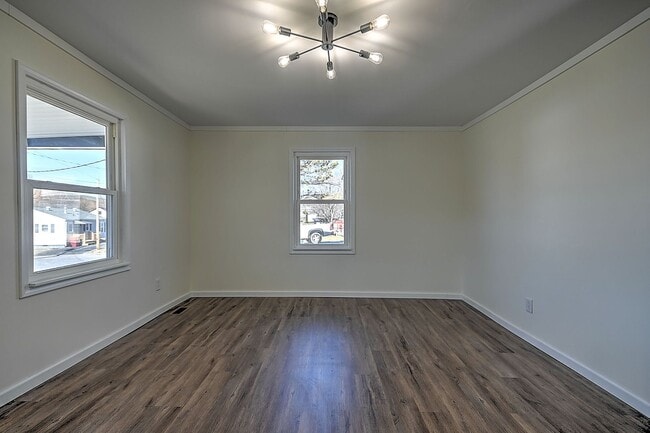 Building Photo - 502 Colorado St