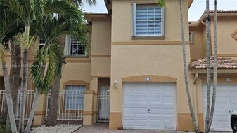 Building Photo - 714 NW 170th Ter