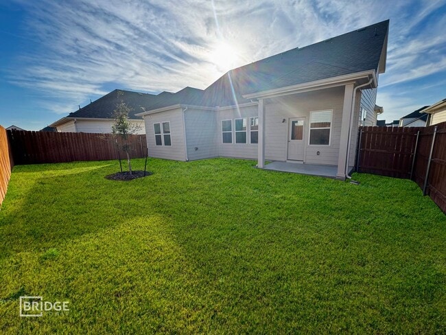 Building Photo - LIVINGSTON PLAN